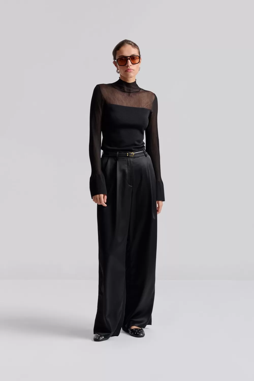 Top Femme Malina Millie Noir Profond - Design Intemporel & Confort Optimal