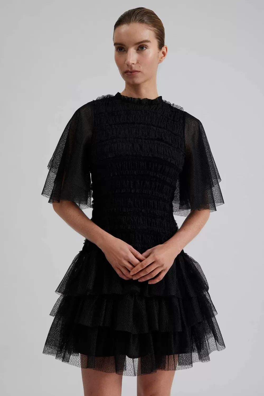 Malina Minnie - Mini-Robe Ébène pour un Style Urbain Audacieux