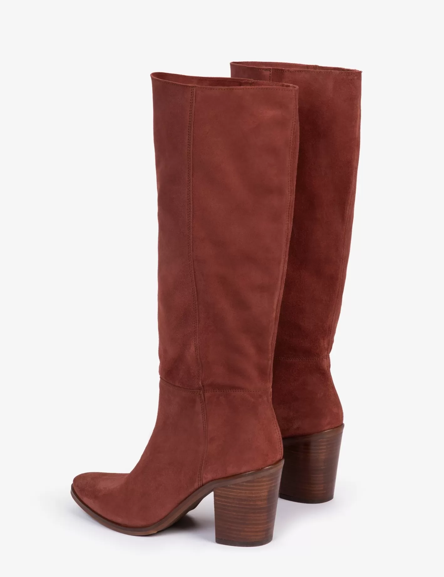 Bottes en daim déstructurées - Modèle long confortable pour un look urbain et intemporel