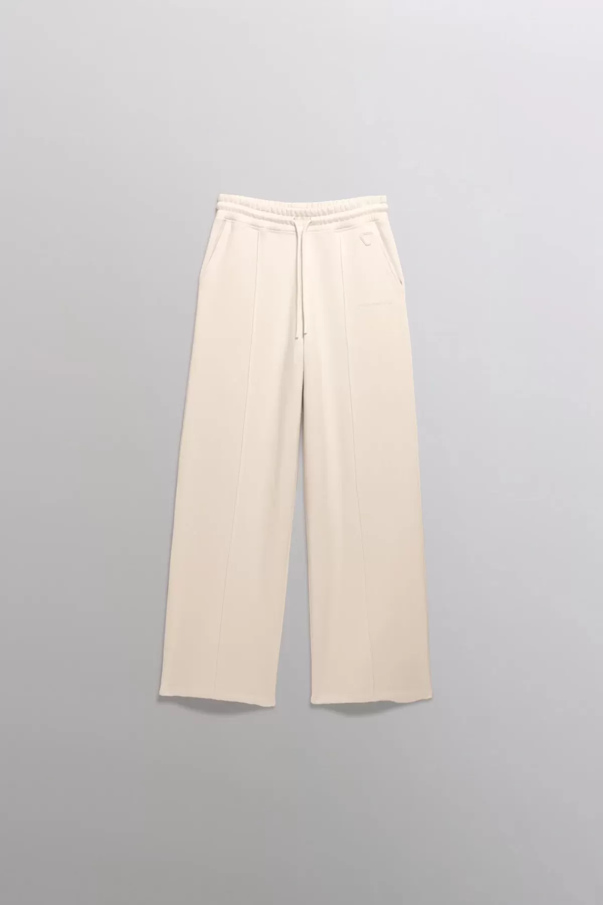 Jogging ample femme – Coupe détente en tissu respirant (Modèle Emma-Gertrude, Nouvelle Collection) Détails tendance avec poches pratiques