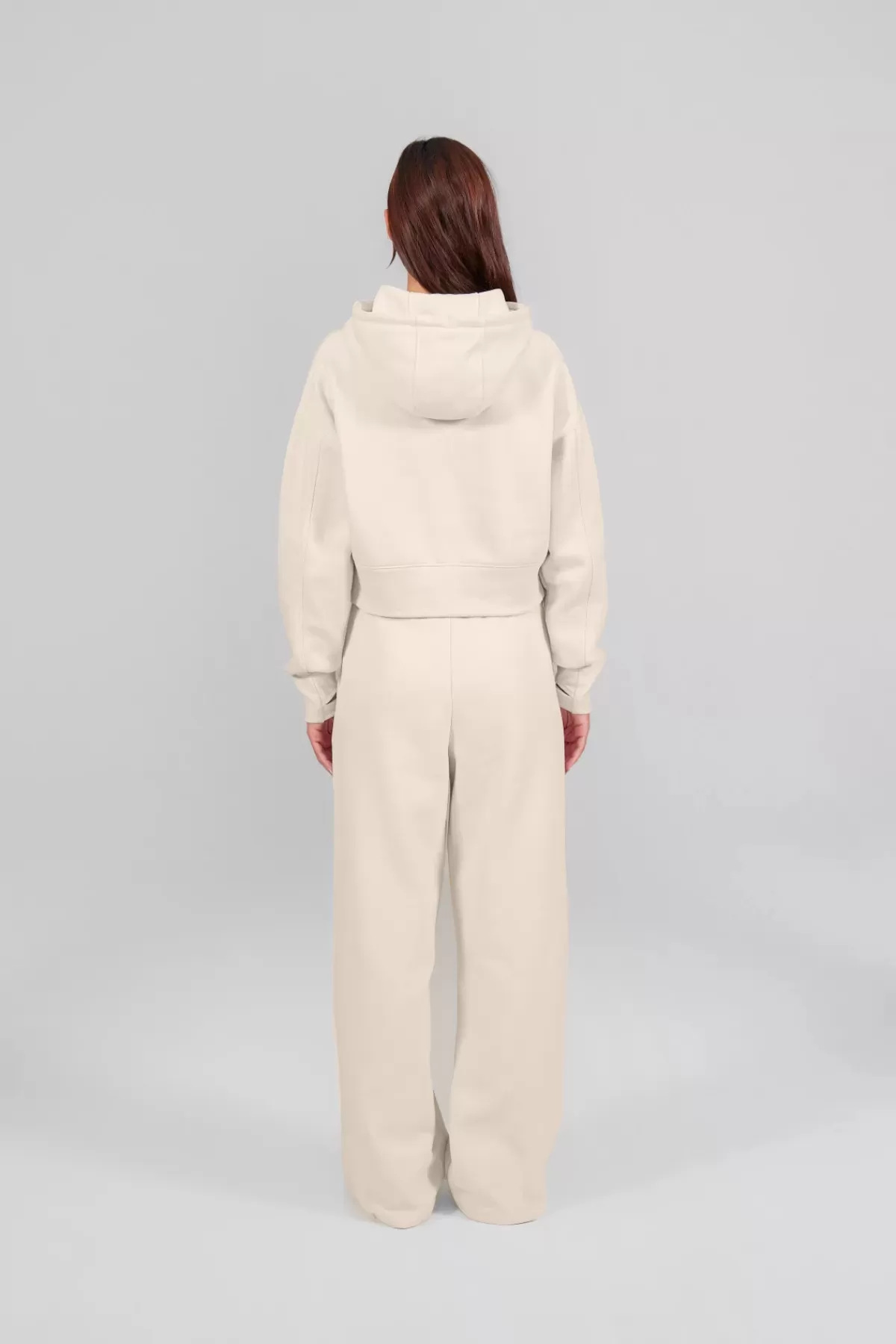Jogging ample femme – Coupe détente en tissu respirant (Modèle Emma-Gertrude, Nouvelle Collection) Détails tendance avec poches pratiques