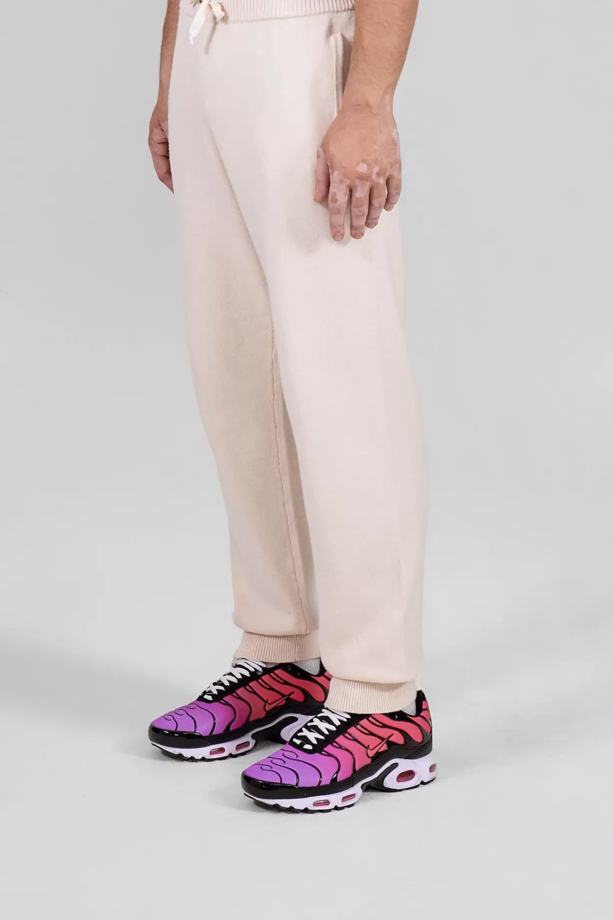 Jogging mixte confortable en maille respirante - Coupe ajustée style urbain Modèle Maxime/Gertrude - Tendance actuelle en promotion