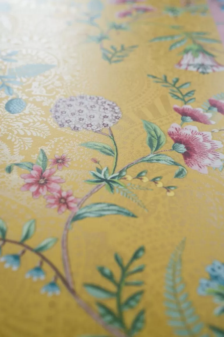 Papier peint intissé élégant - Collection Majorelle de Pip Studio en jaune doré, disponible en ligne pour un intérieur raffiné
