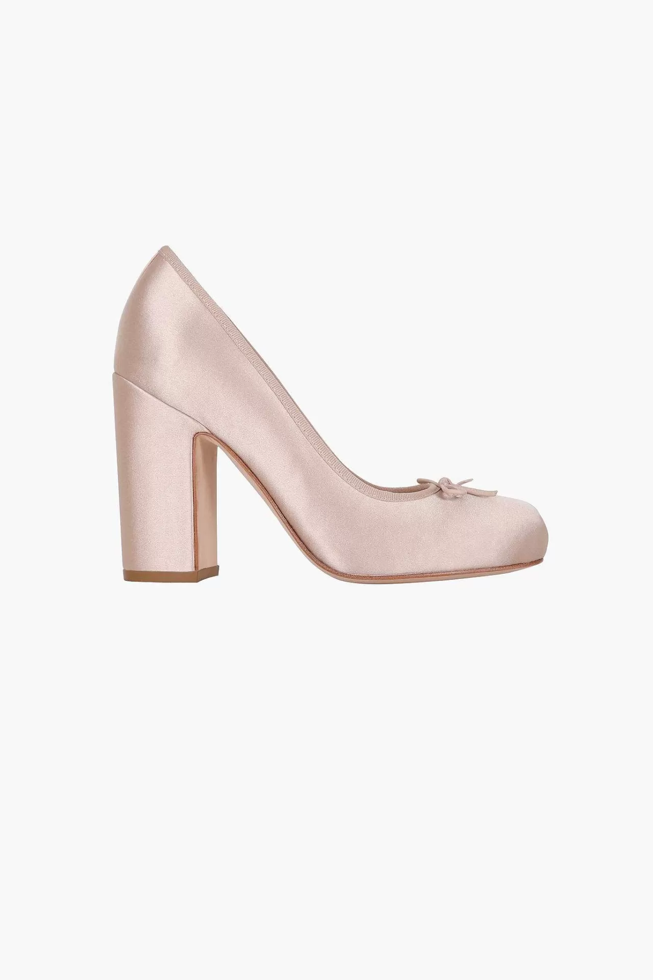 Escarpin de mariée Sandy Liang - Modèle élégant en satin souple avec talon 10cm pour le jour de vos noces
