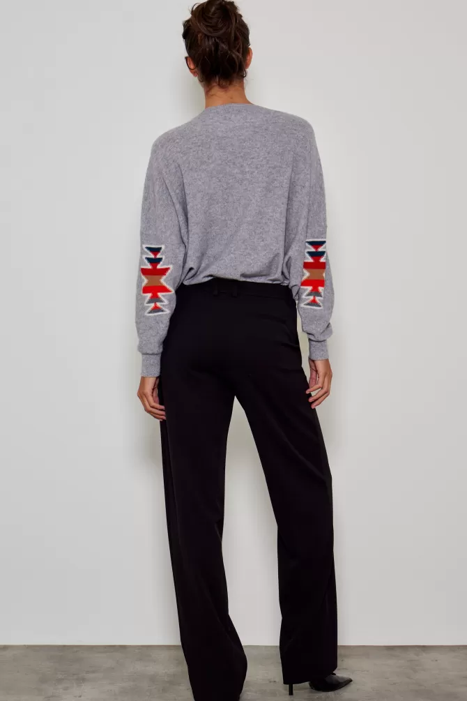 Découvrez la collection Inca by Five Jeans : pulls confortables & gilets tendance pour looks printaniers décontractés. Pièces unisexes en coton premium, coupes ajustées et coloris vibrants.