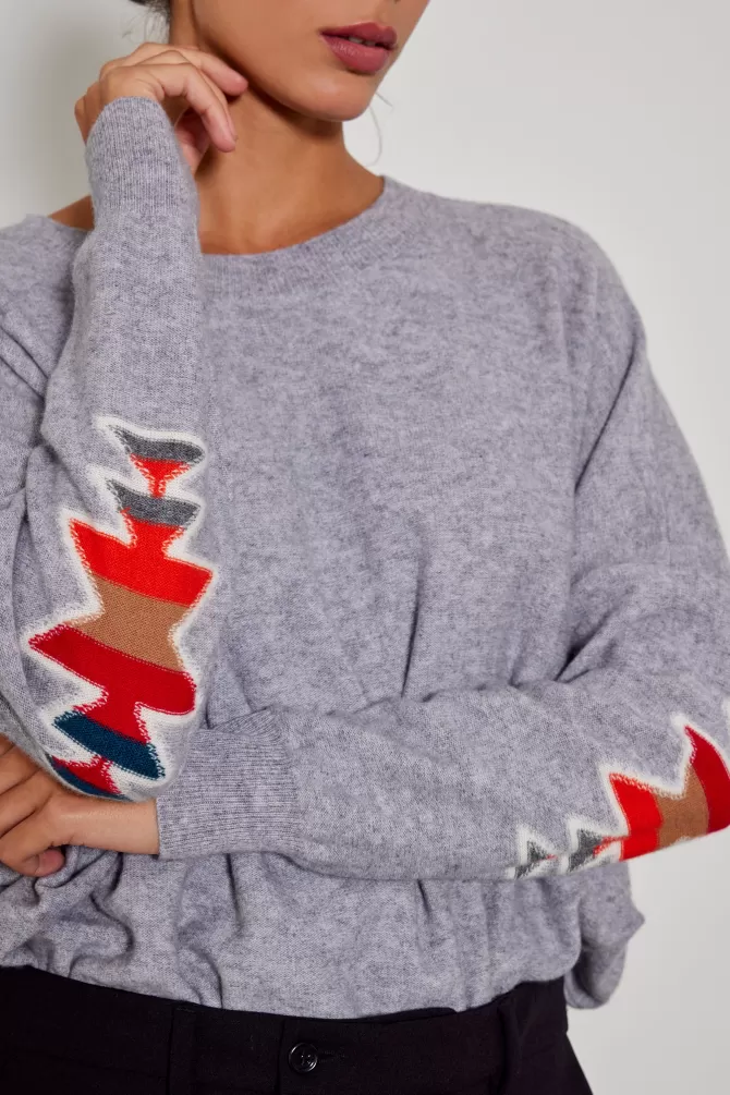 Découvrez la collection Inca by Five Jeans : pulls confortables & gilets tendance pour looks printaniers décontractés. Pièces unisexes en coton premium, coupes ajustées et coloris vibrants.
