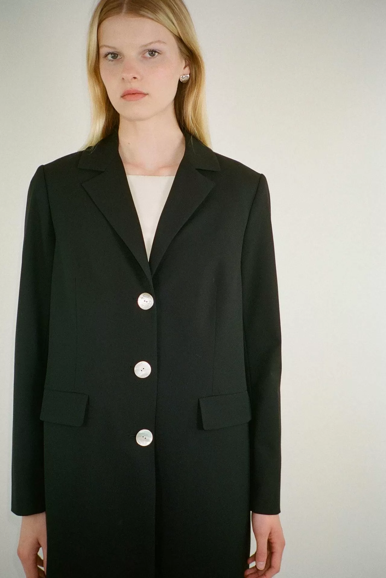 Manteau Quinta par Sandy Liang – Style Urbain Hiver Élégant 

Découvrez le Manteau Quinta : L'Essential Chic de Sandy Liang pour Cet Hiver 

Parka d'Hiver Femme Sandy Liang – Coupe Décontractée-Chic pour Tous les Looks 

Sandy Liang présente le Manteau Quinta : L'Indispensable Tendance de la Saison