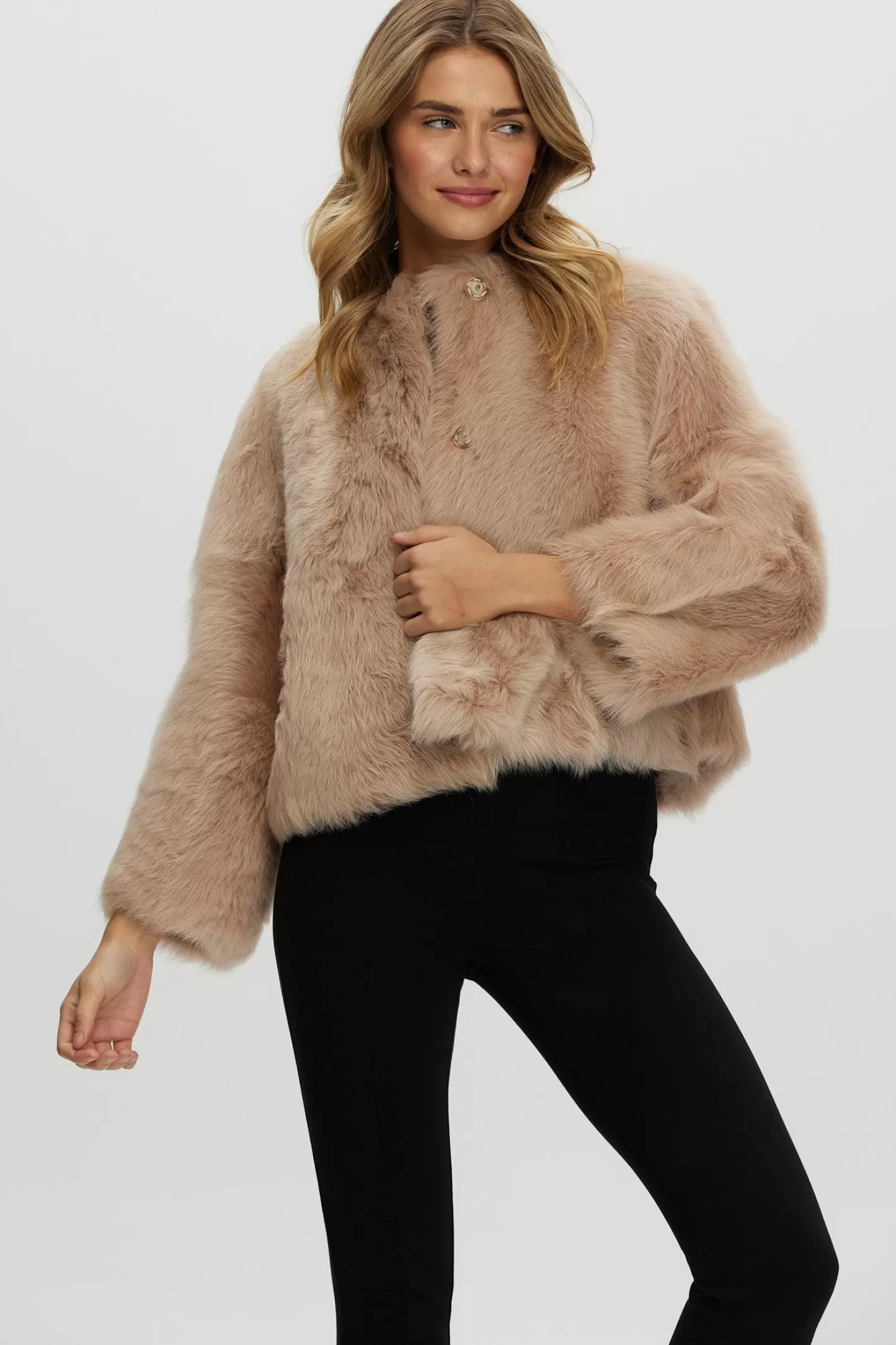 Veste réversible en agneau shearling Toscana - Design sans col avec manches trois-quarts - Collection GORSKI Montréal pour femme