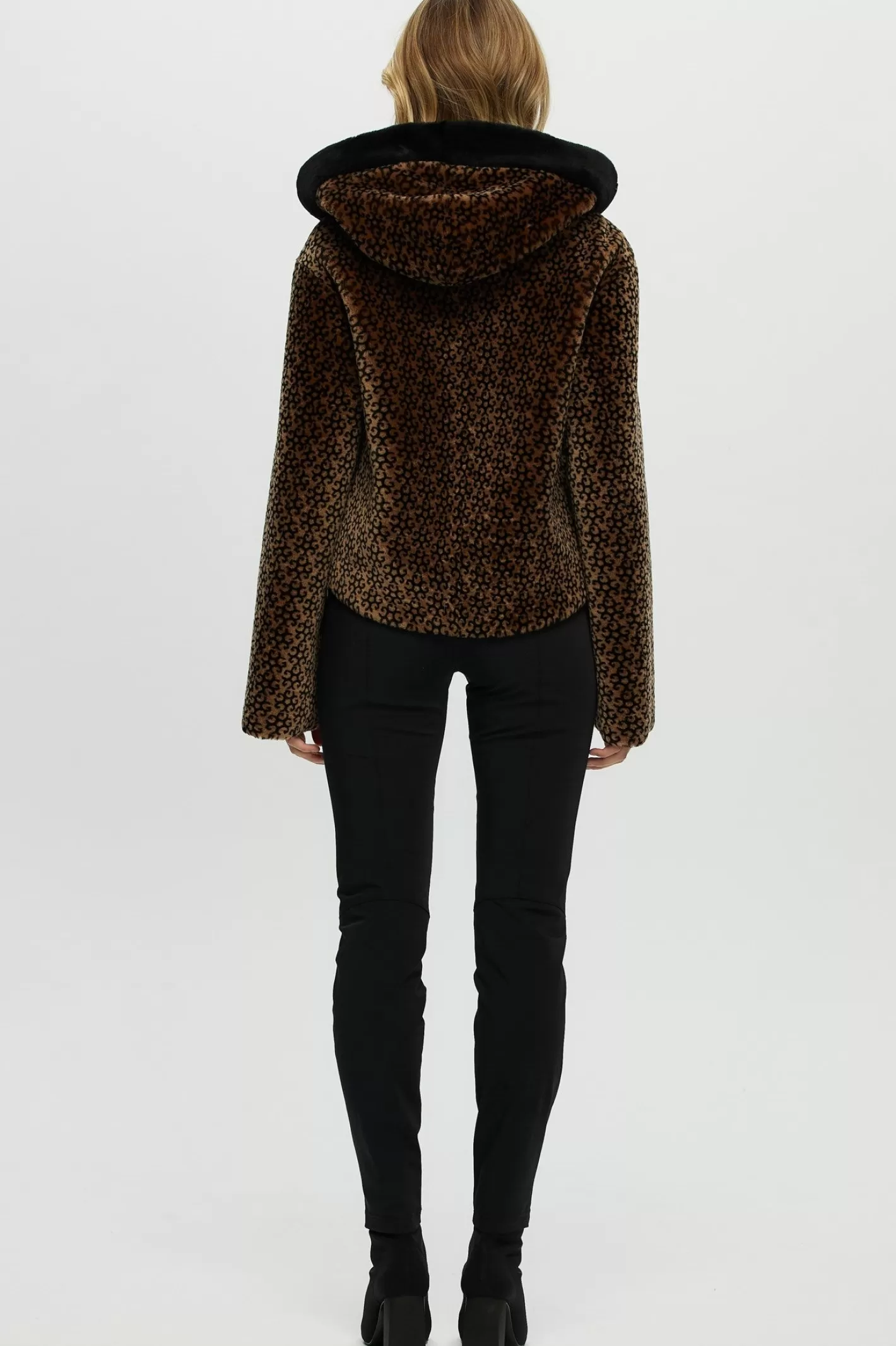 Manteau d'hiver réversible femme en laine mérinos et agneau - Style urbain Montréal par GORSKI
