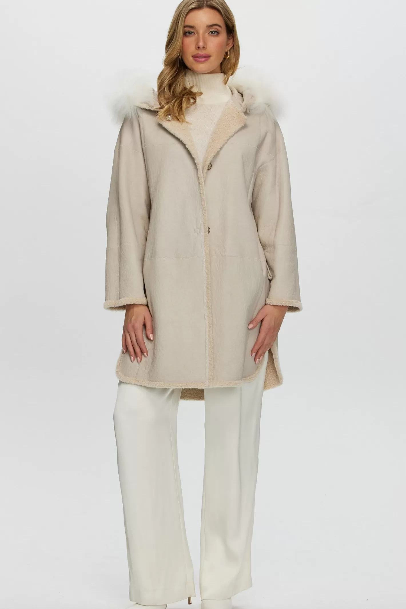 Manteau réversible GORSKI Montréal en agneau shearling de Nouvelle-Zélande avec capuche ornée de fourrure d'agneau mongol - Conception élégante et polyvalente pour un confort douillet