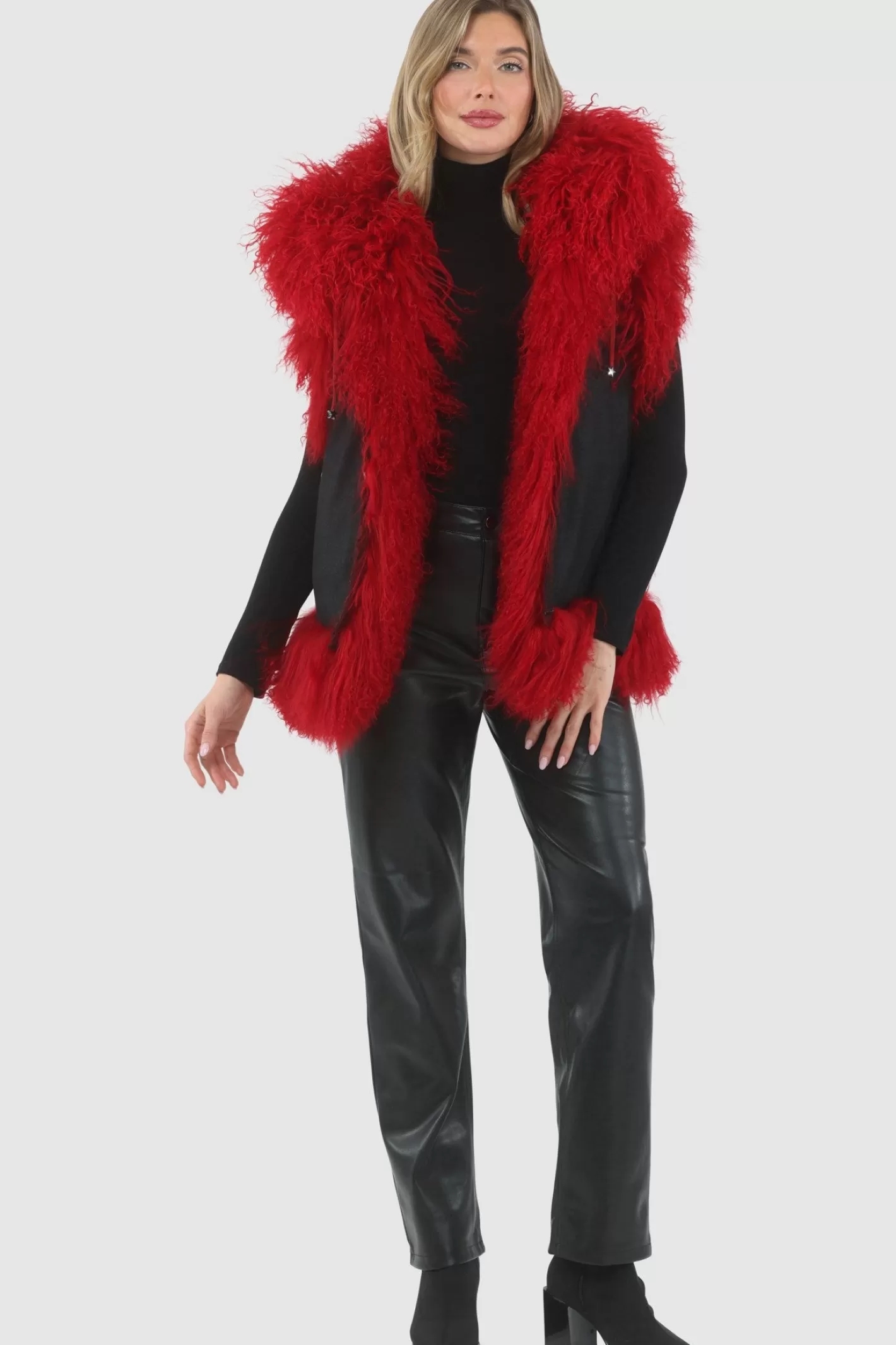 Veste réversible femme GORSKI Montréal - Édition exclusive en agneau shearling mongol avec doublure en laine et cachemire Loro Piana - Confort hiver et élégance intemporelle 

(Note : J'ai restructuré la phrase pour une lecture plus fluide, ajouté des termes évocateurs comme 