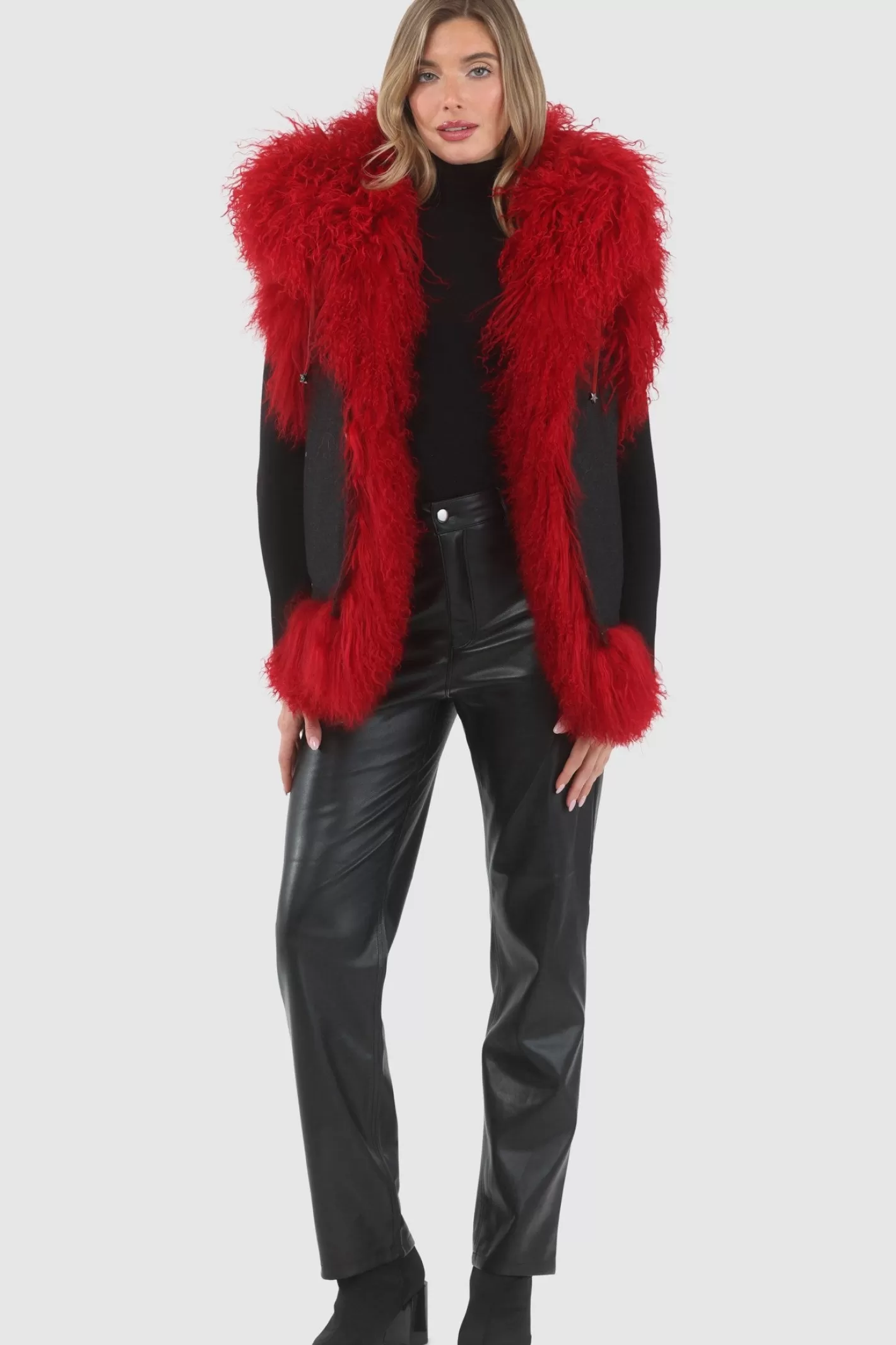 Veste réversible femme GORSKI Montréal - Édition exclusive en agneau shearling mongol avec doublure en laine et cachemire Loro Piana - Confort hiver et élégance intemporelle 

(Note : J'ai restructuré la phrase pour une lecture plus fluide, ajouté des termes évocateurs comme 