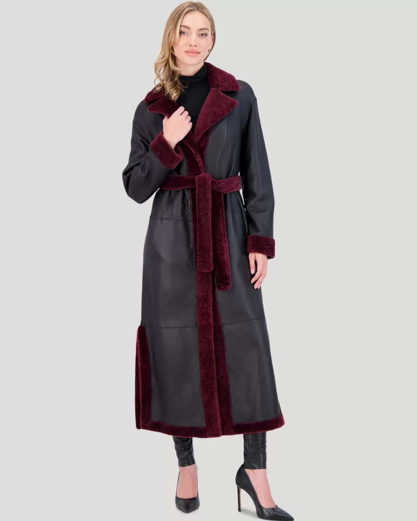 Manteau réversible en agneau shearling élégant avec fentes latérales ajustables et ceinture assortie - Collection exclusive Maison GORSKI Montréal