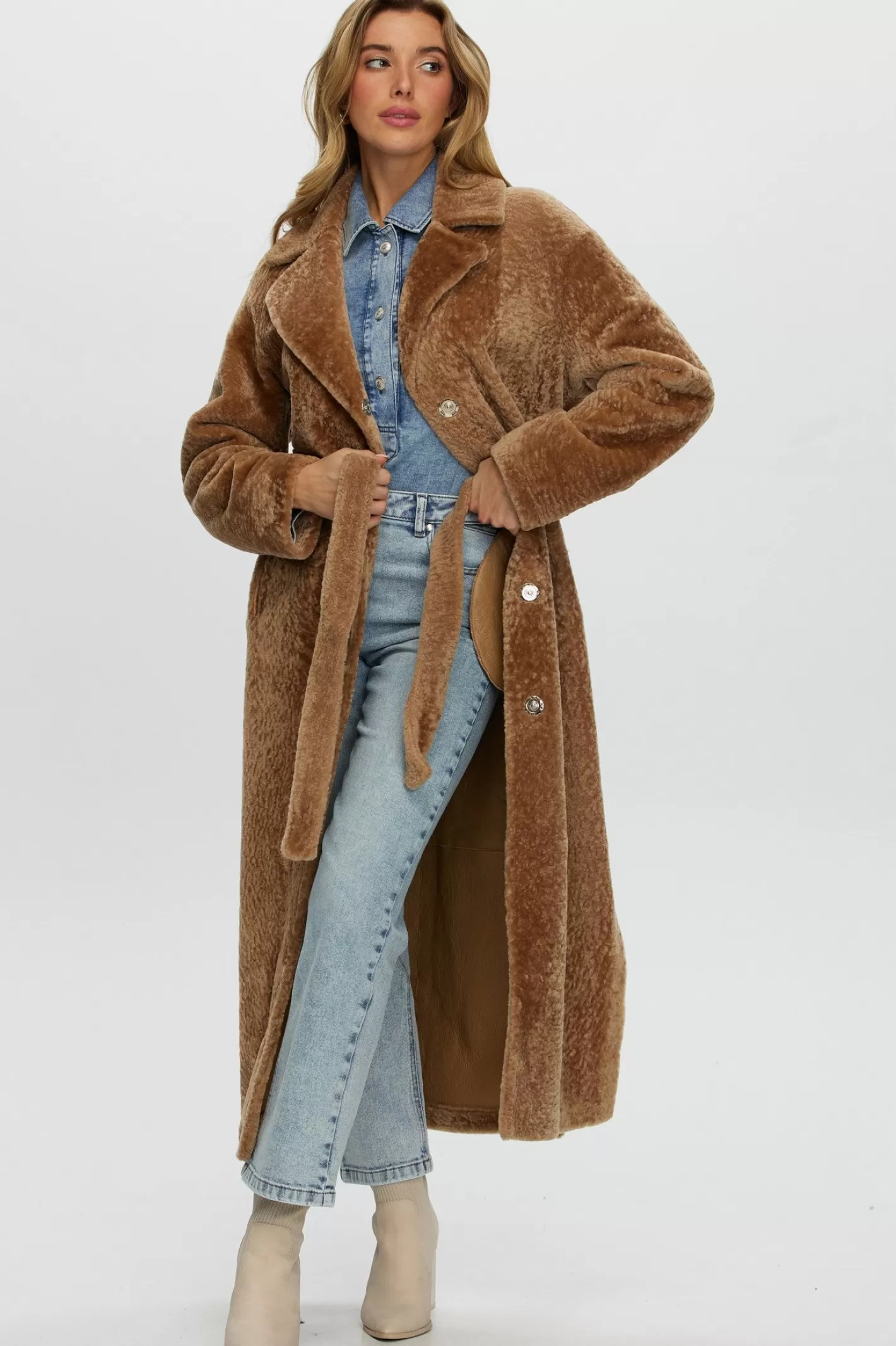 GORSKI Montréal - Veste réversible en agneau shearling avec fentes latérales et ceinture ajustable pour femme