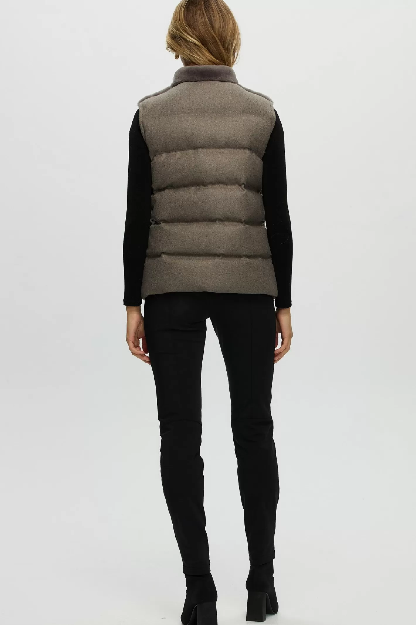 GORSKI Élégance Urbaine : Veste Réversible Femme en Agneau Shearling et Cachemire Loro Piana – Doudoune Matelassée Collection Montréal