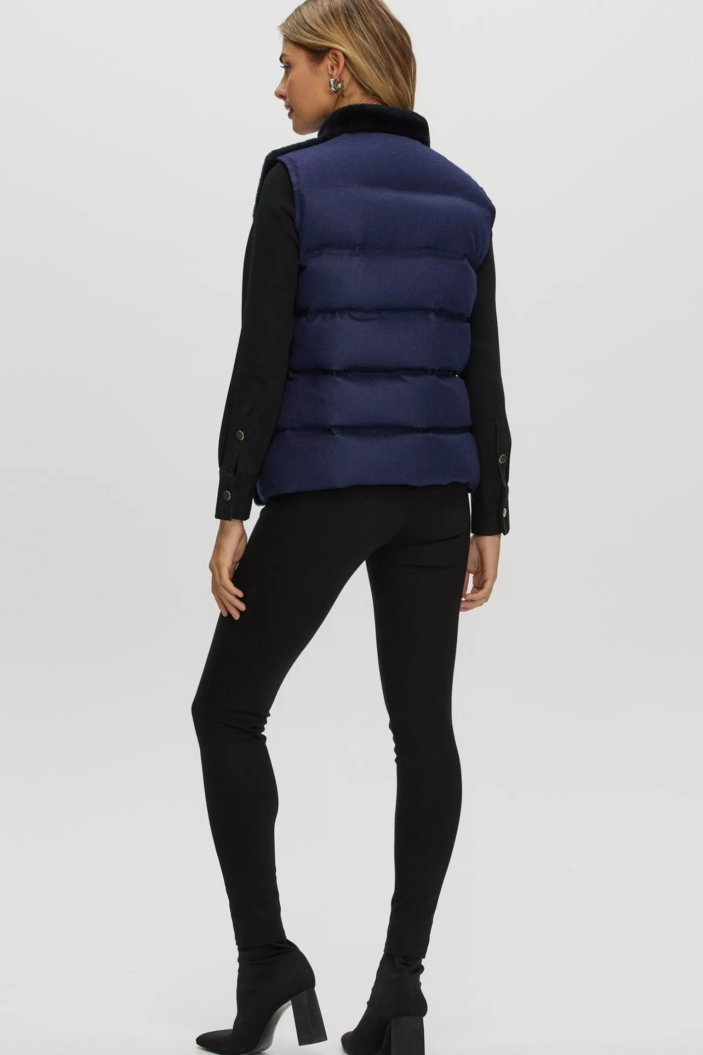 GORSKI Élégance Urbaine : Veste Réversible Femme en Agneau Shearling et Cachemire Loro Piana – Doudoune Matelassée Collection Montréal