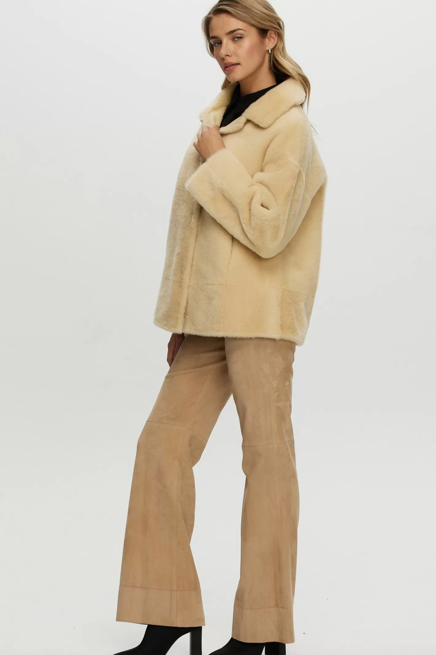 Veste double face en agneau sherpa GORSKI – Style décontracté Montréal pour femme (Automne/Hiver)