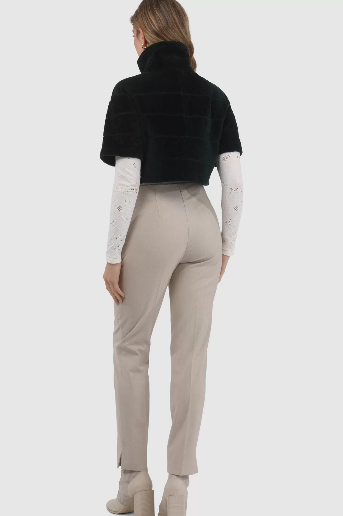 Boléro Femme Réversible GORSKI Montréal - Doudoune en Agneau Texturé à Manches Courtes, Style Urbain Polyvalent