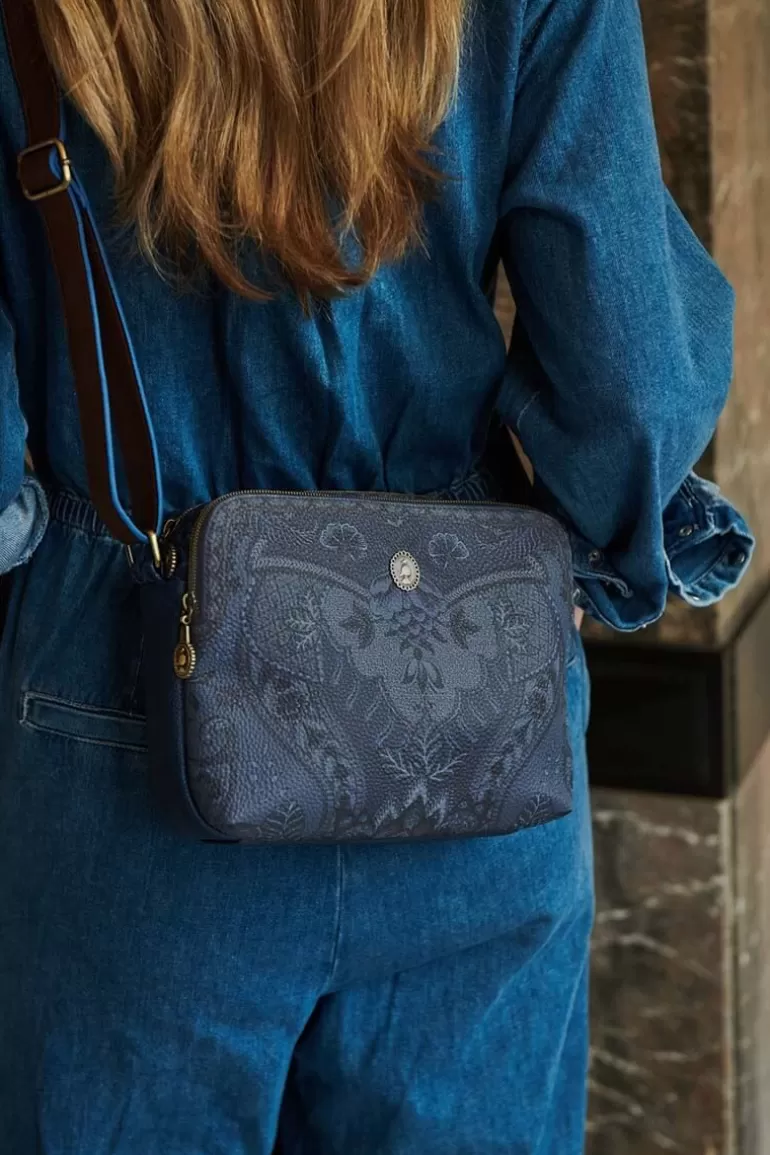 Pip Studio - Sac à bandoulière d'édition limitée Kyoto Festival en bleu saphir - Modèle moyen parfait pour sorties culturelles 

(：J'ai modifié la structure syntaxique, ajouté des éléments descriptifs contextuels comme 