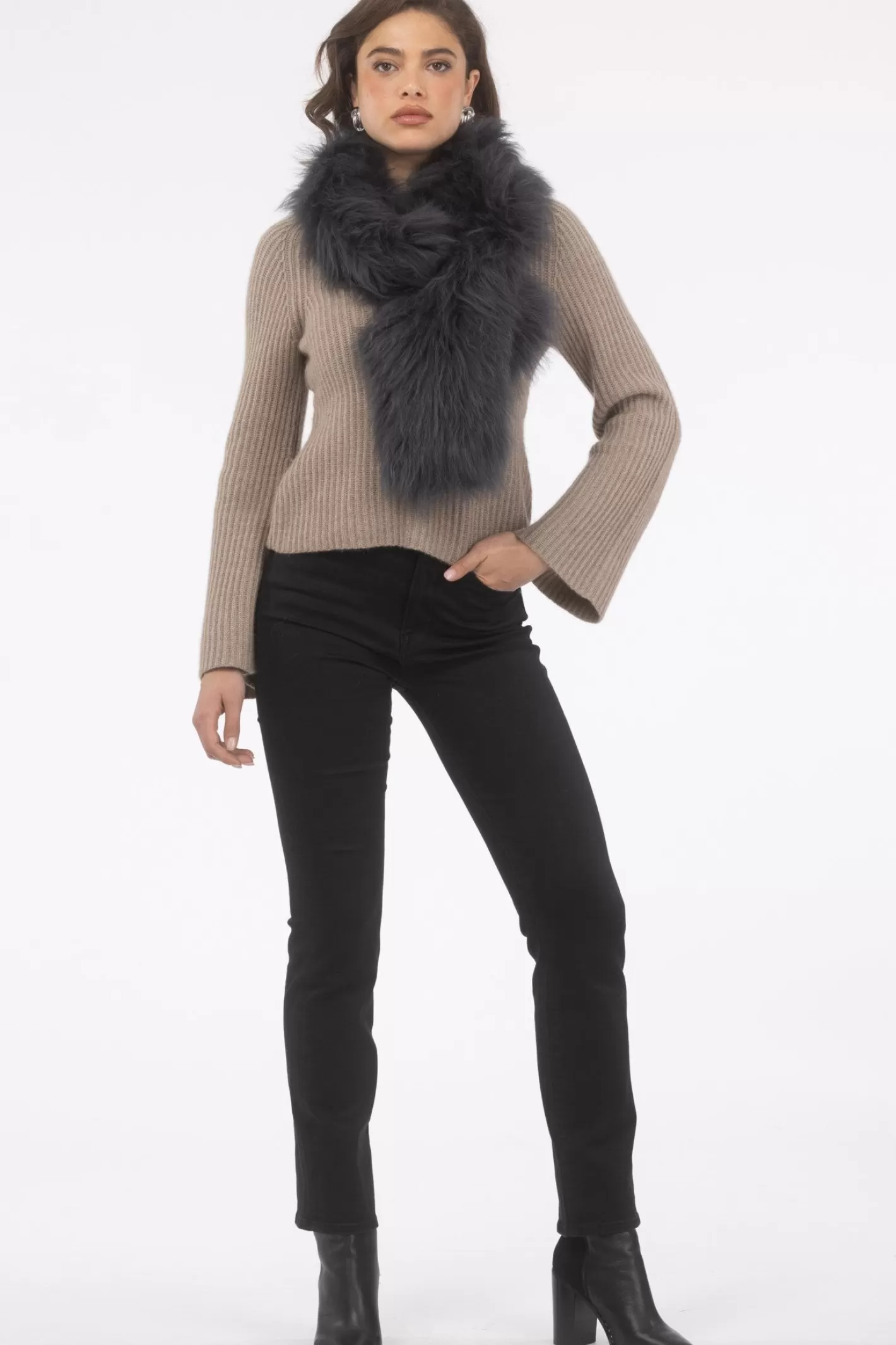 Écharpe Femme GORSKI Montréal – Laine d’Agneau Élégante et Confortable