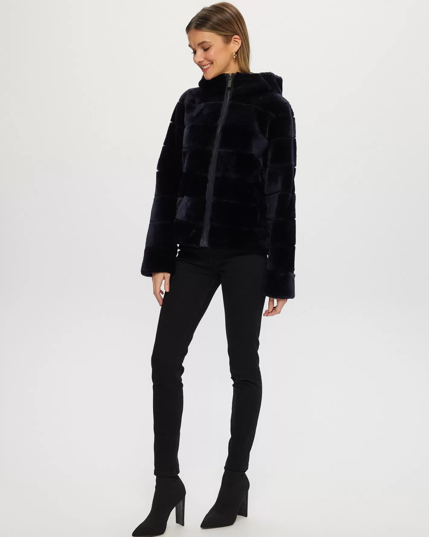 Doudoune capuche zippée GORSKI - Agneau shearling douillet - Édition exclusive Montréal