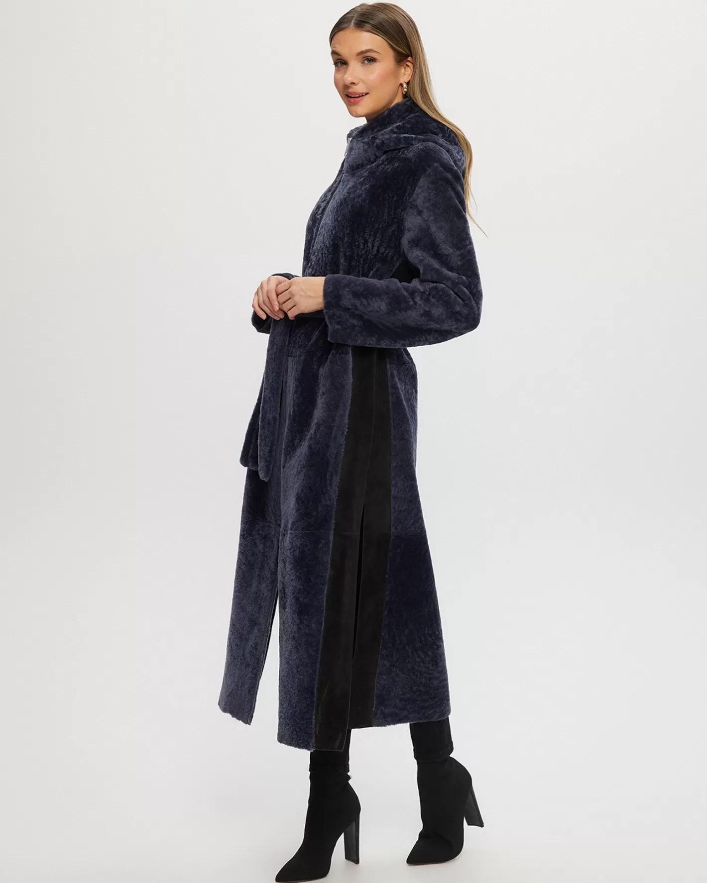 GORSKI - Doudoune élégante en agneau shearling avec fermeture éclair et ceinture ajustable - Modèle Montréal Collection Hiver