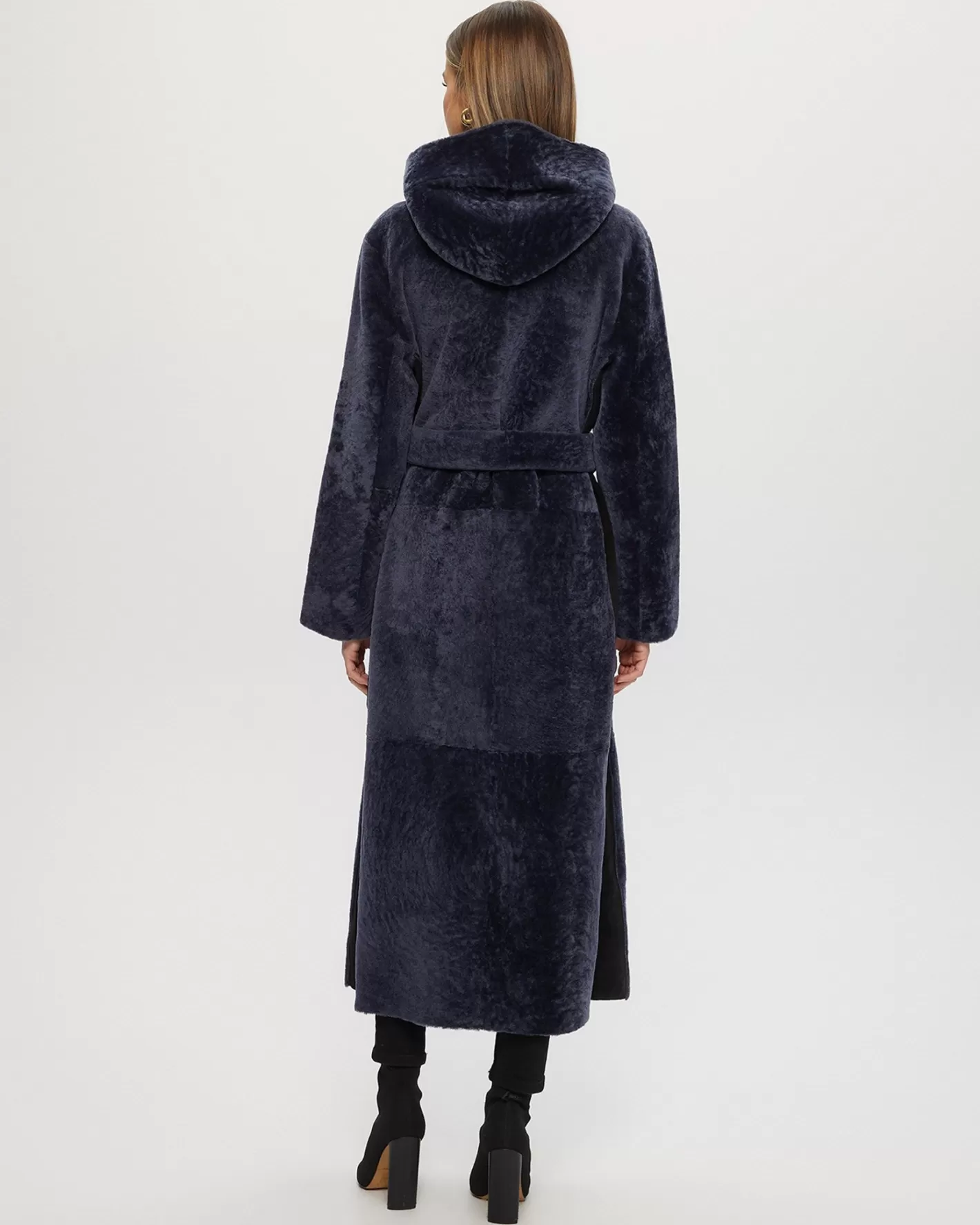 GORSKI - Doudoune élégante en agneau shearling avec fermeture éclair et ceinture ajustable - Modèle Montréal Collection Hiver