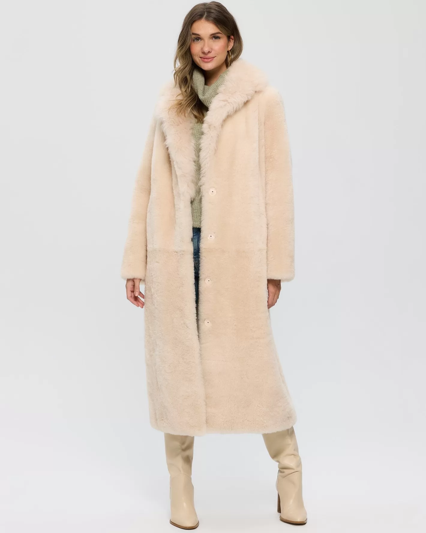 Manteau Femme GORSKI Montréal en Cachemire de Chèvre Écrêté – Col Doublé Matière Premium