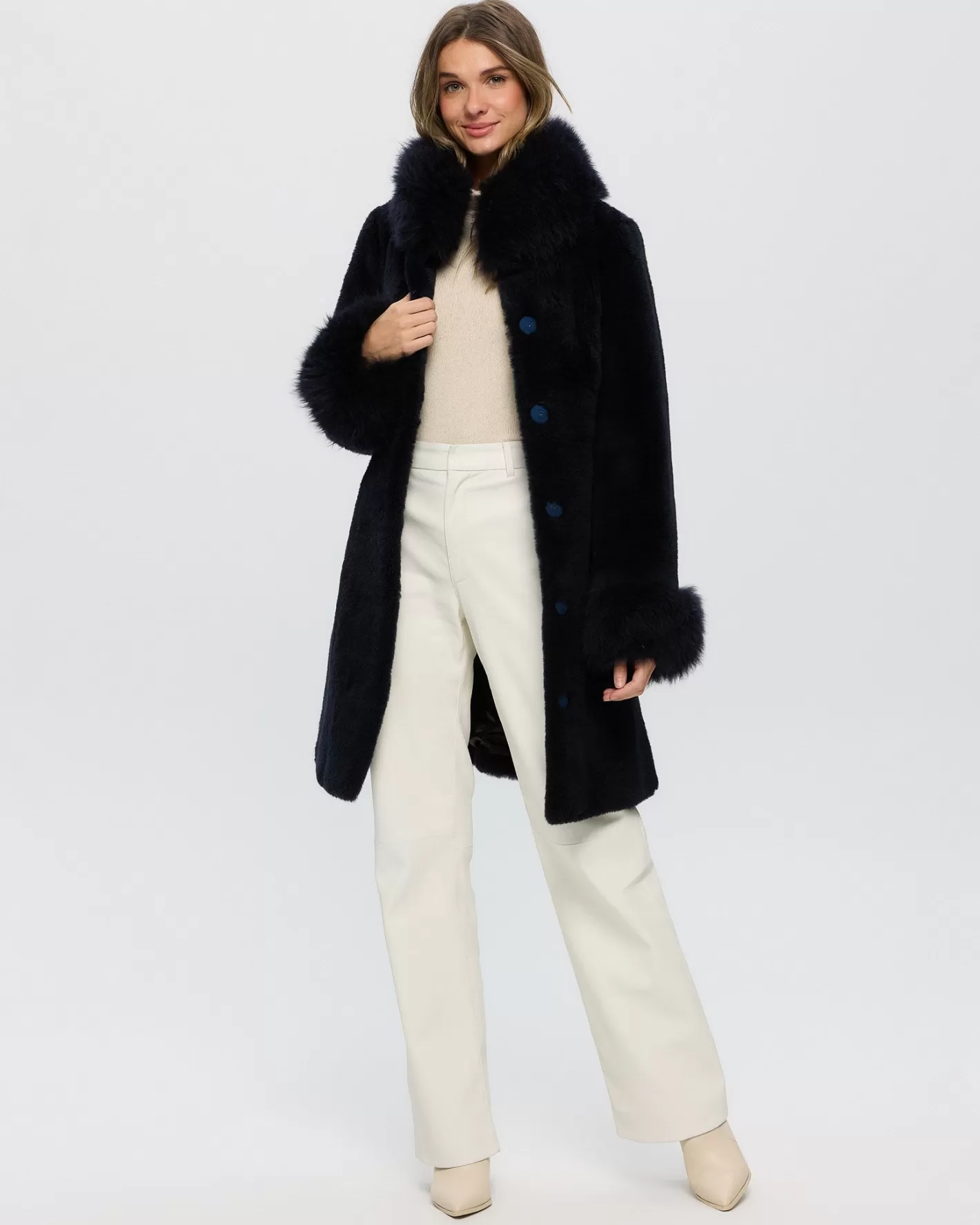 Veste GORSKI Montréal Pour Femme - Taille Cisaillée en Cachemire de Chèvre Sélectionné avec Col et Poignets Matelassés