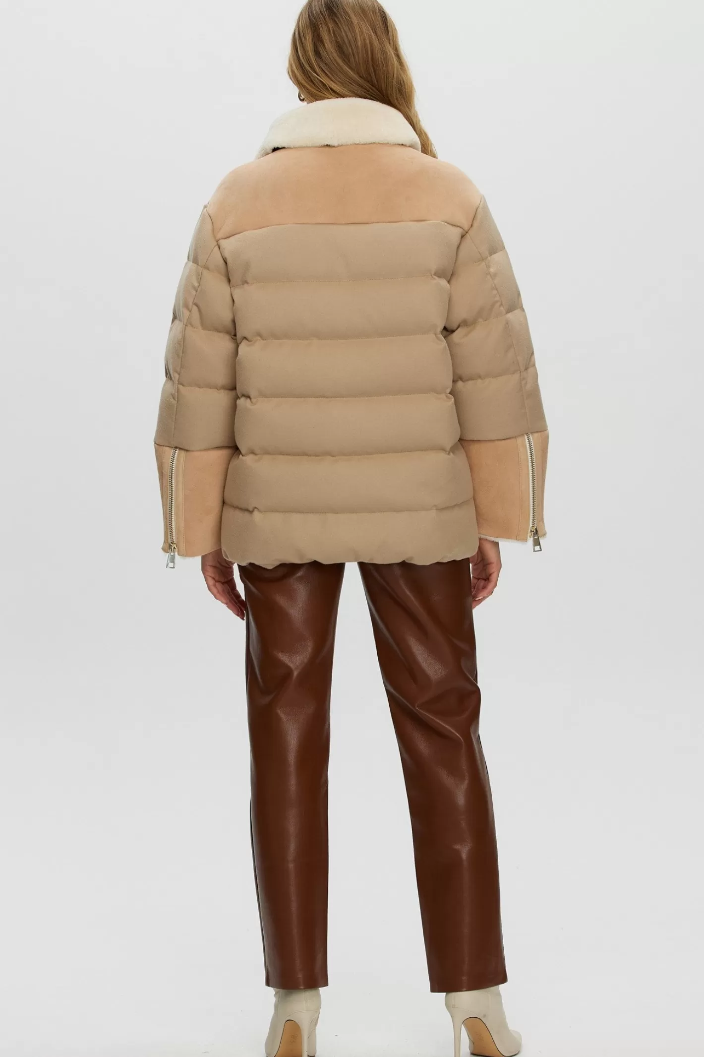 Veste matelassée Montréal en agneau shearling et cachemire Loro Piana - Doudoune d'hiver premium pour femme par GORSKI