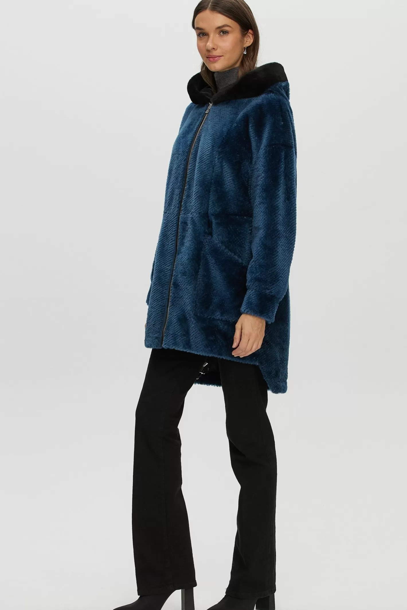 Doudoune d'hiver GORSKI en agneau shearling - Style Montréal élégant pour femme