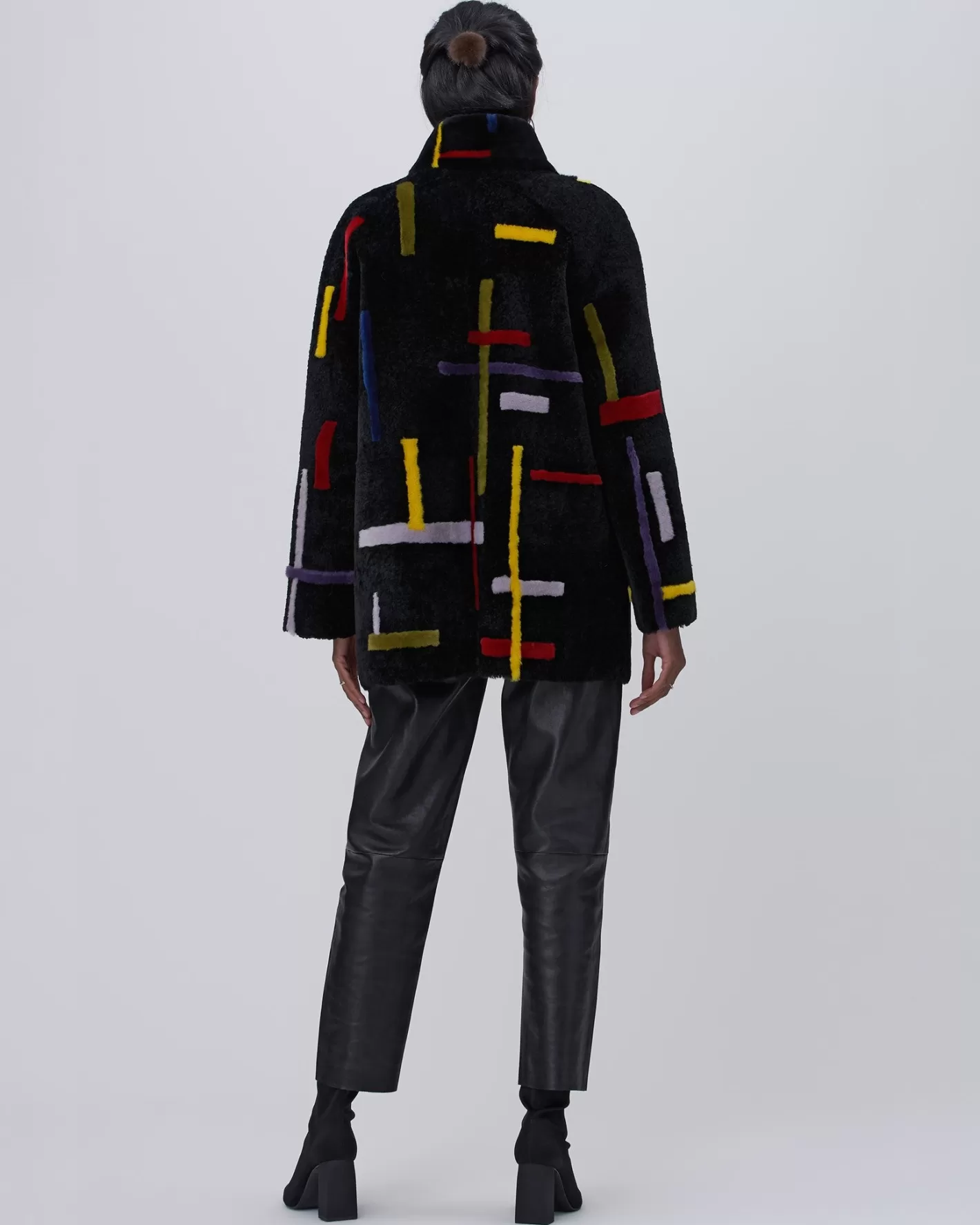 Veste Zippée Femme GORSKI - Doudoune en Agneau Shearling Montréal avec Motif Artistique Intarsia, Confort Hiver Élégant