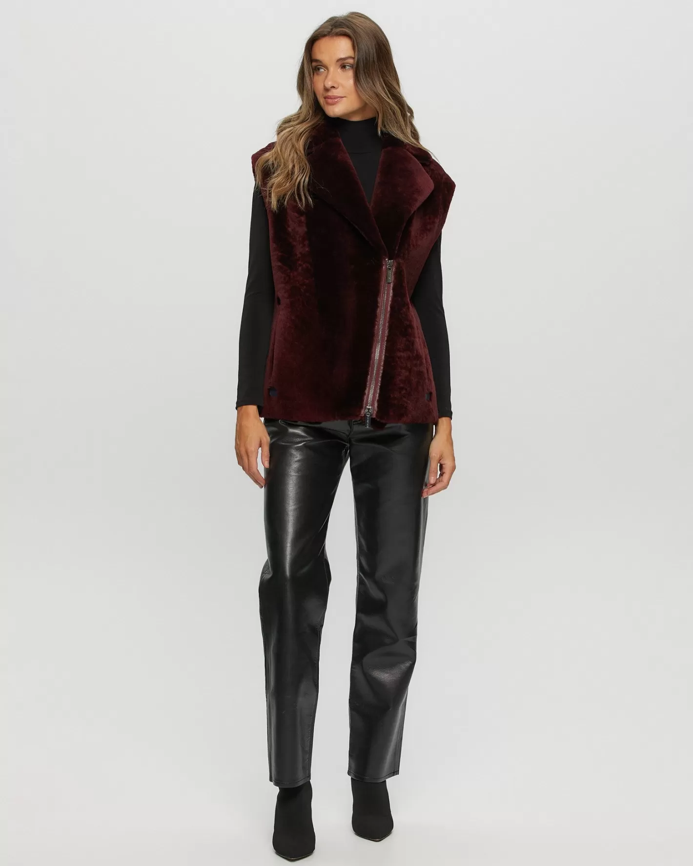 Veste Femme GORSKI – Style Montréal en Agneau Shearling avec Fermeture Éclair

（：、，，