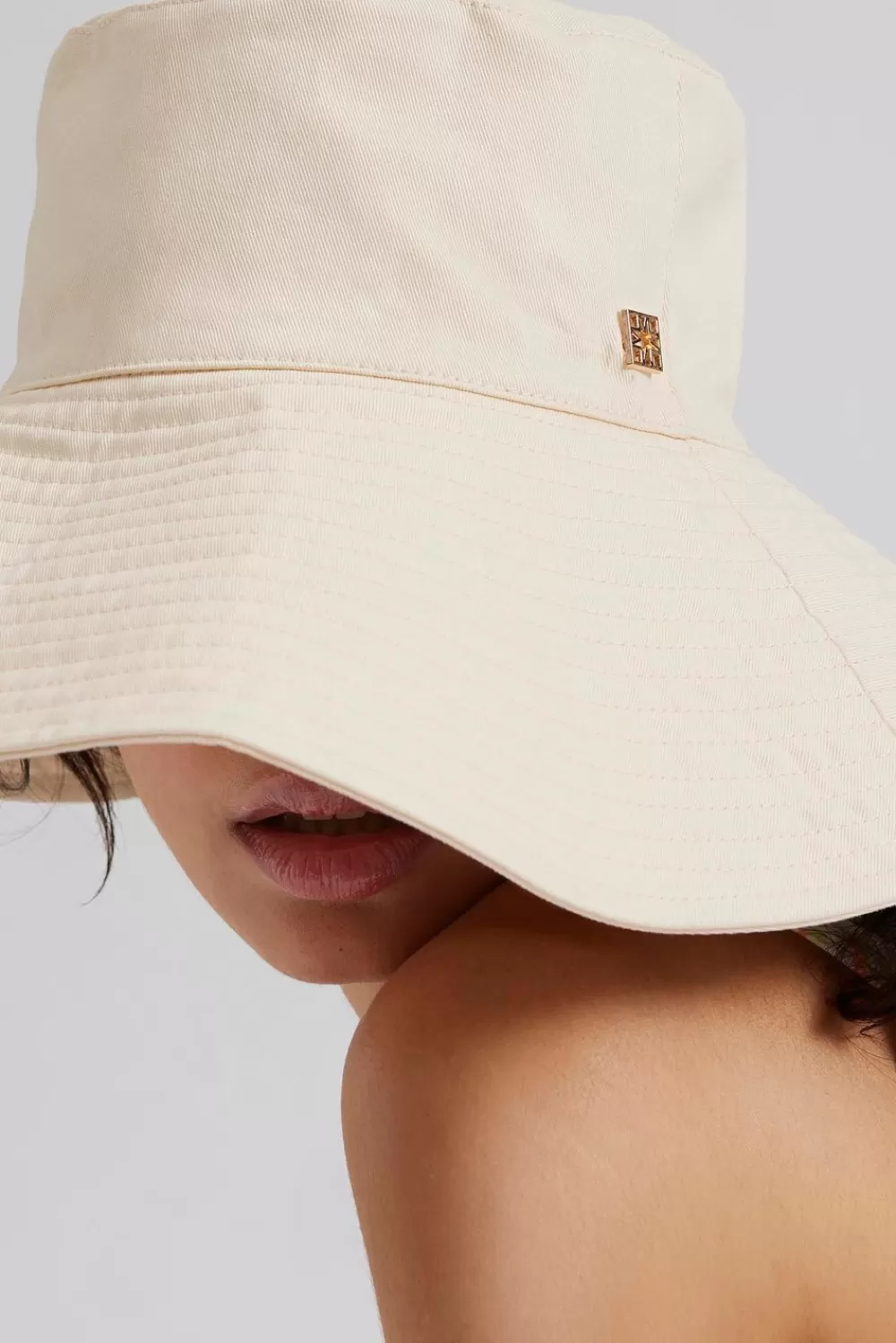 Chapeau de Pêche Malina Sophia - Modèle Vanille Confort Supérieur en Coton Respirant
