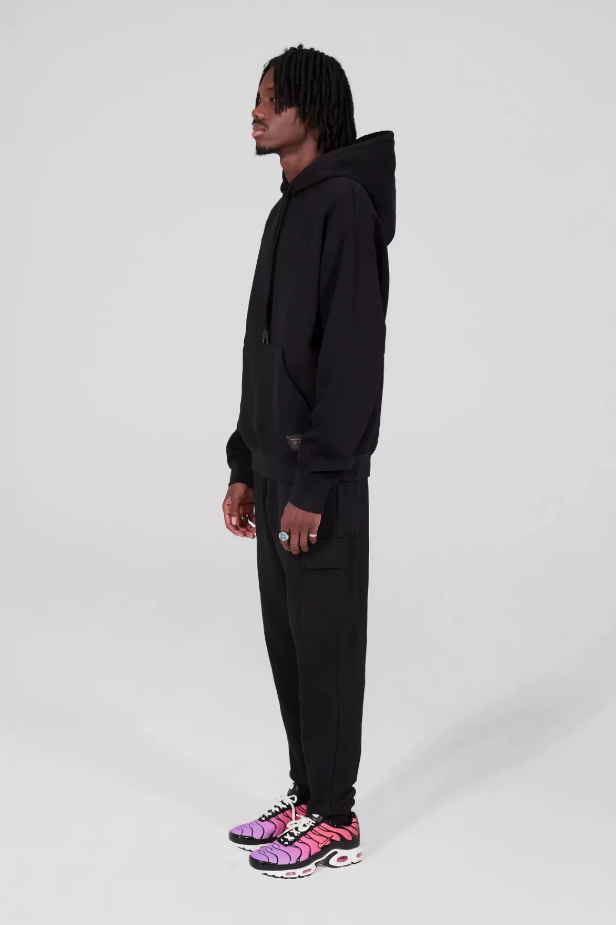 Capuche mixte confortable Anto x Gertrude - Collection décontractée en ligne
