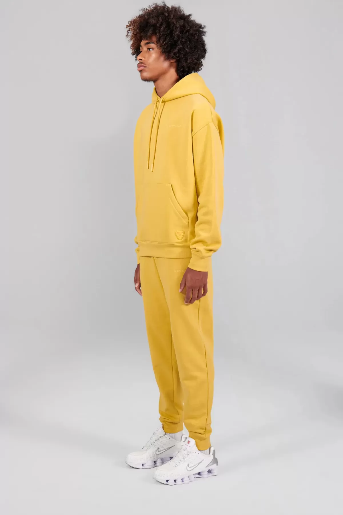 Découvrez le Sweat Anto-Gertrude : Confort Unisexe en Édition Limitée - Soldes Exclusives - Livraison Rapide