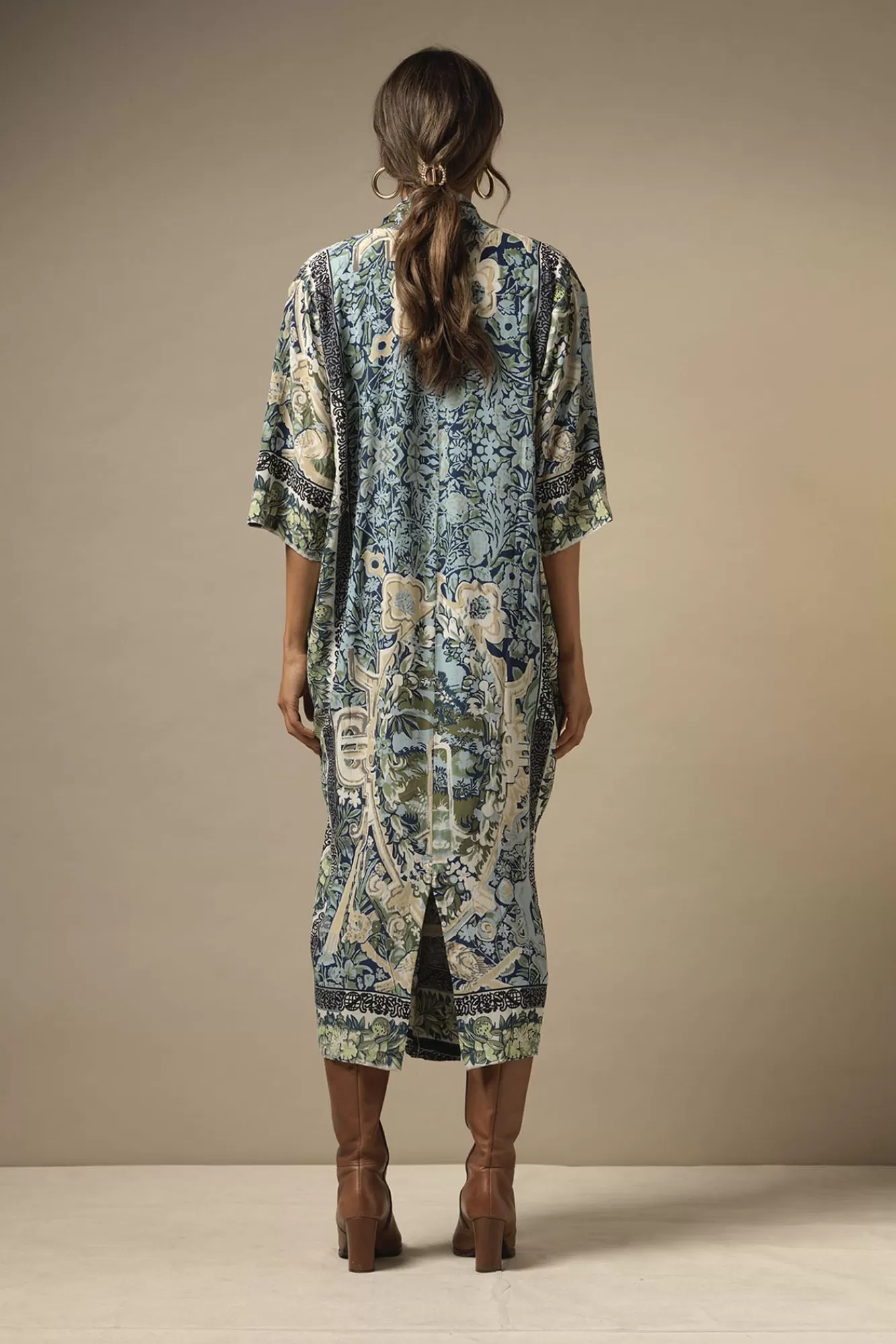Robe Rachel Bleu Océan Brodée - Collection Étoiles by One Hundred Stars | Élégance Maritime & Broderie Artisanale