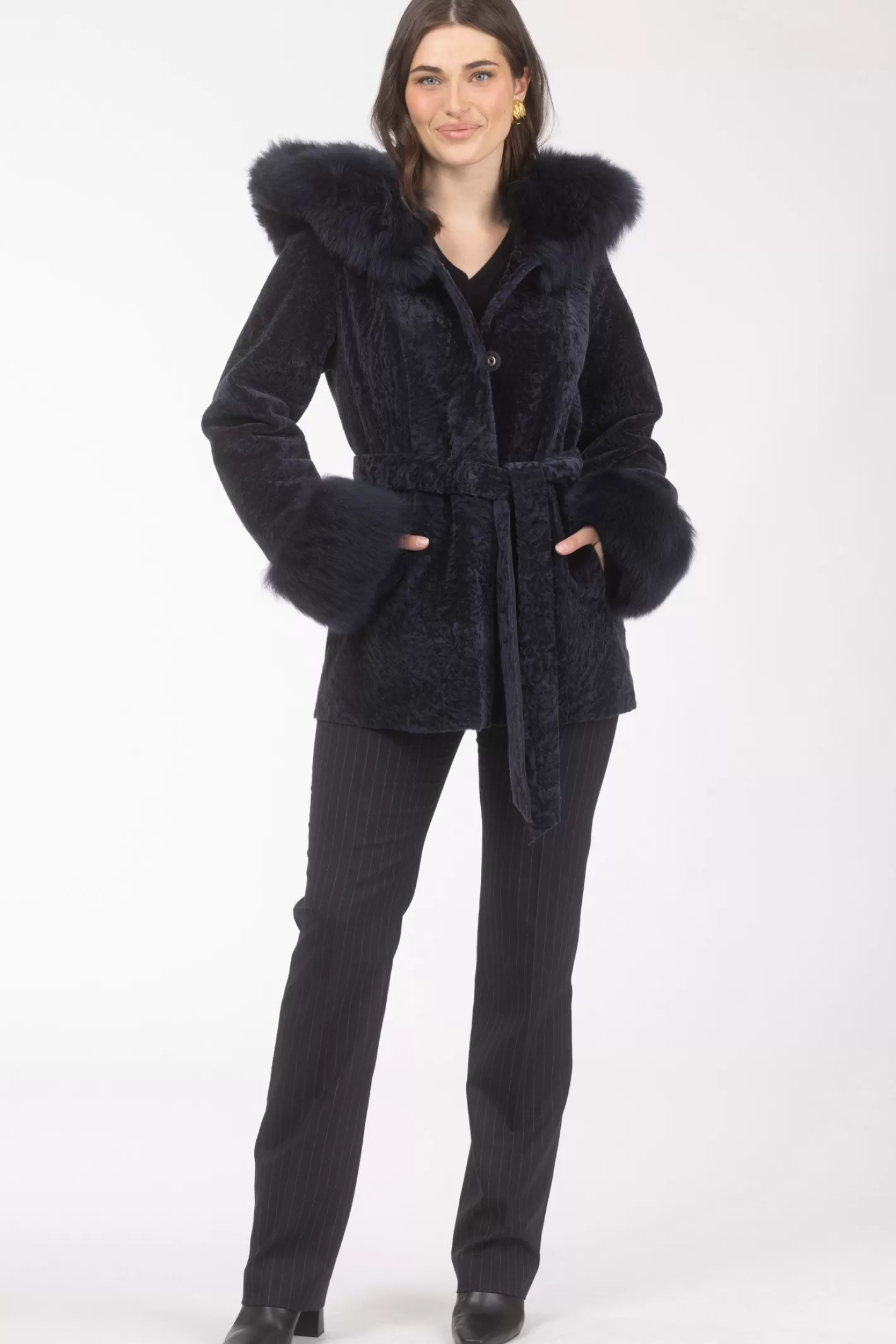 Parka réversible en agneau shearling texturé GORSKI Montréal – Capuche et poignets en agneau shearling Merinillo, ceinture incluse