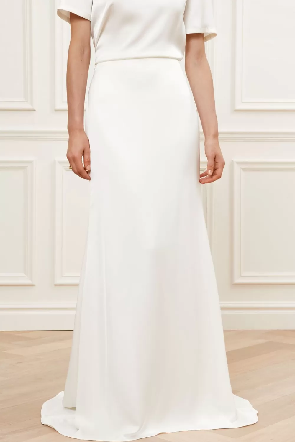Robe Longue Malina Theodora - Nuance Ivoire & Élégance Bohème pour l'Été