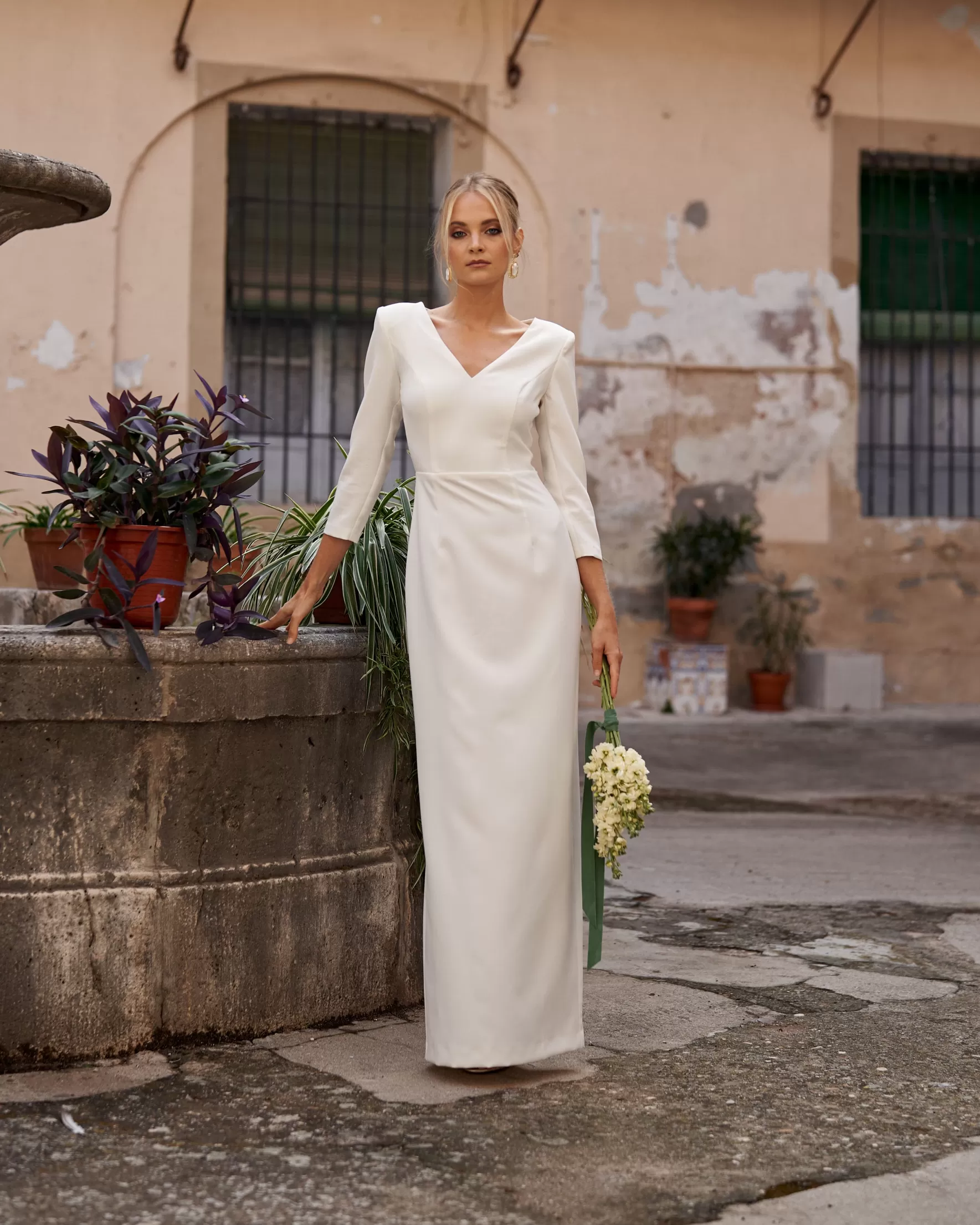 Robe de Mariée Élégante « Onde Marine » - Collection Printemps-Été 2024 Miphai